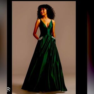 Blondie Nites Deep Green Prom Dress